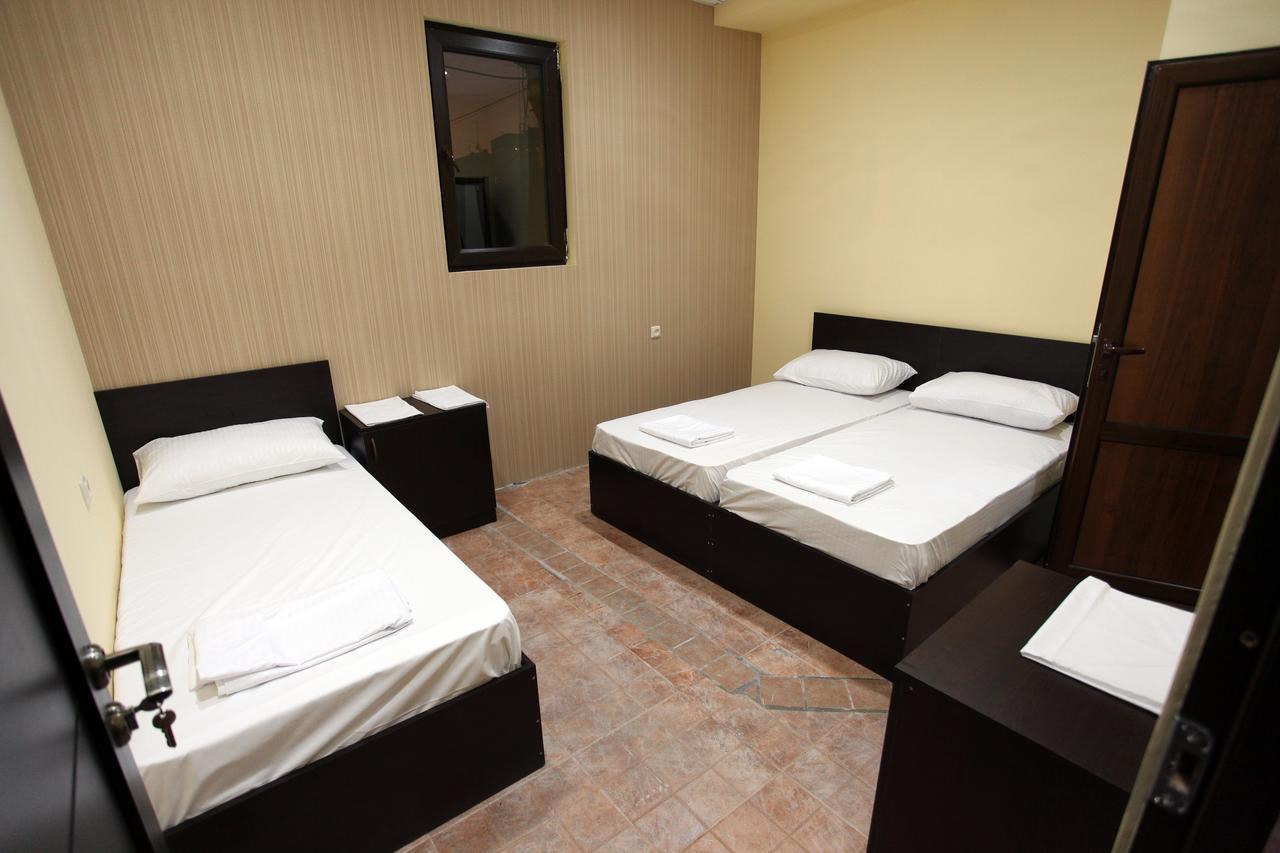 Yerevan Inn Hostel Eksteriør billede